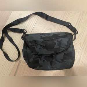 Lulu lemon camp festival Bag